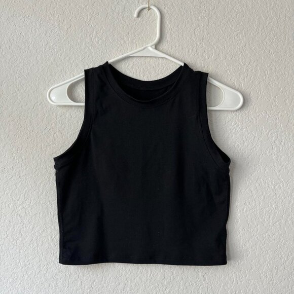 black basic tank🖤 - Picture 4 of 6